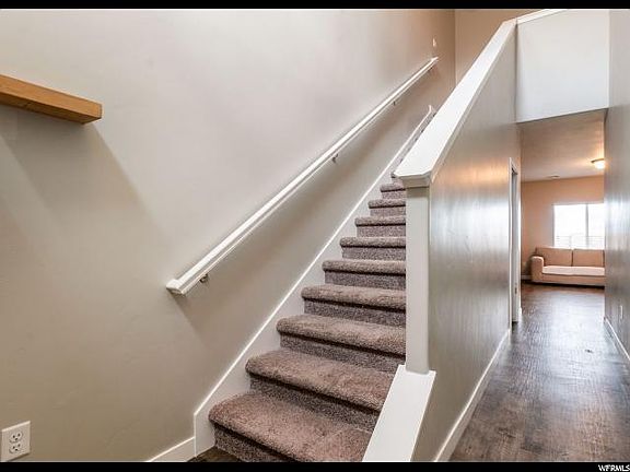 2nd image of 11903 S Rushmore Park Ln
