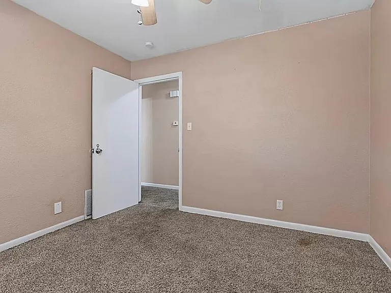 5720 Wharton Dr — Photo 19