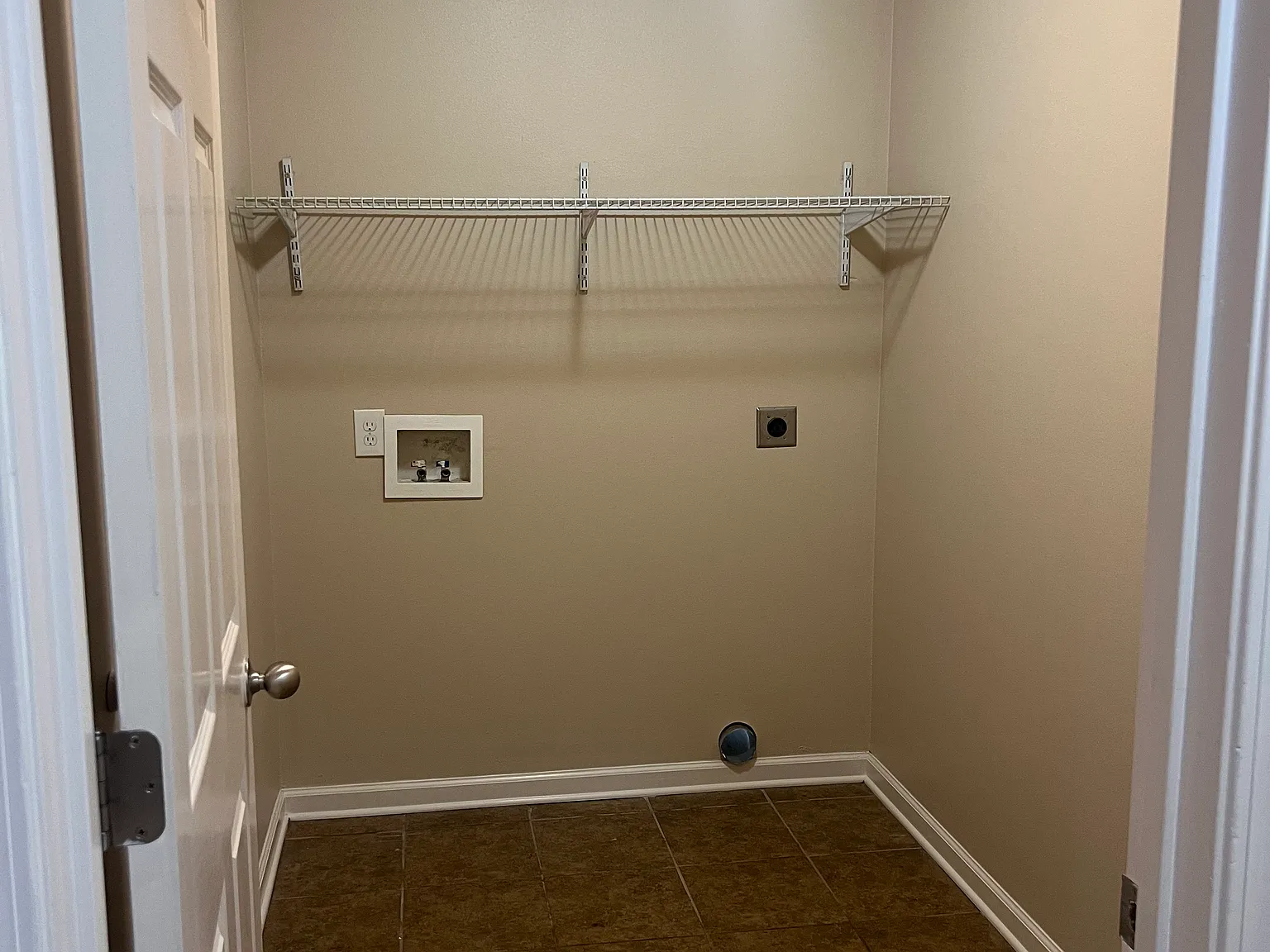 3 Shamsie Drive — Photo 3
