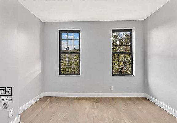 5th image of 1656 De Kalb Ave #1R