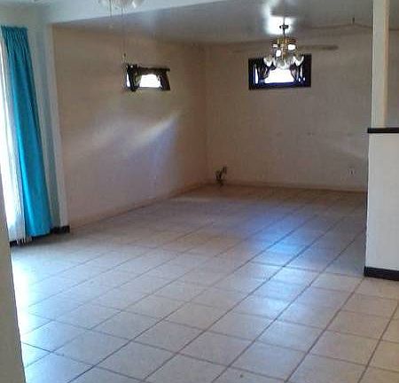 2nd image of 1003 Medford Ave