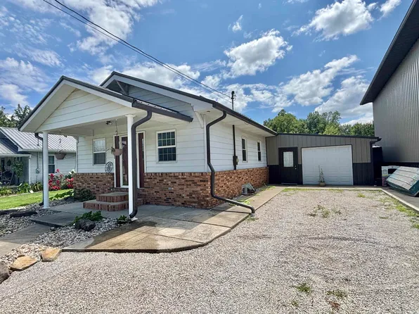 1271 NW A St, Linton, IN 47441