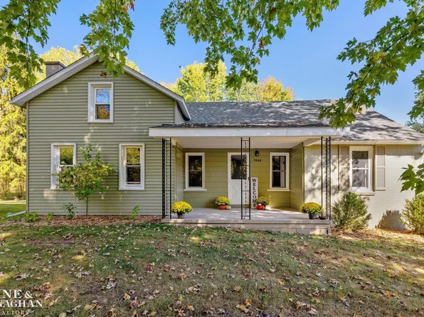 7248 Big Hand Rd, Saint Clair, MI 48079