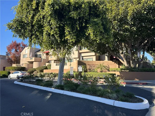 25761 Le Parc Unit 5, Lake Forest, CA 92630