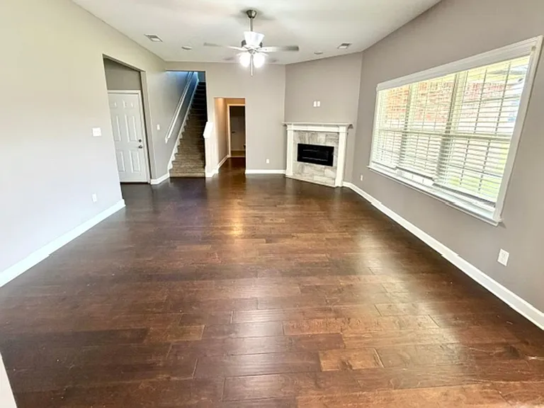 6283 Darwood Dr — Photo 2