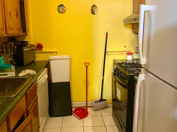 98-45 57th Avenue image 8 of 9