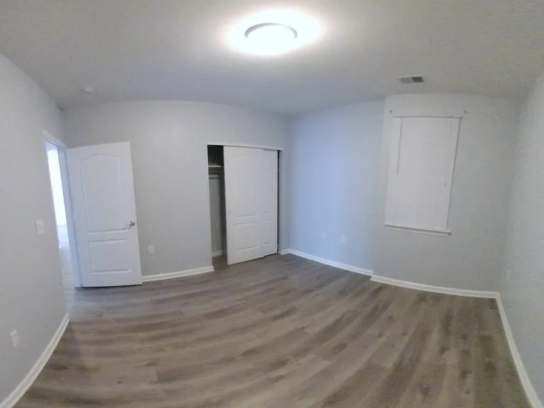 908 Southmoor Dr #303 — Photo 29
