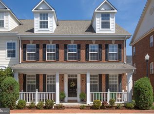 754 Monument Ave, Woodbridge, VA 22191