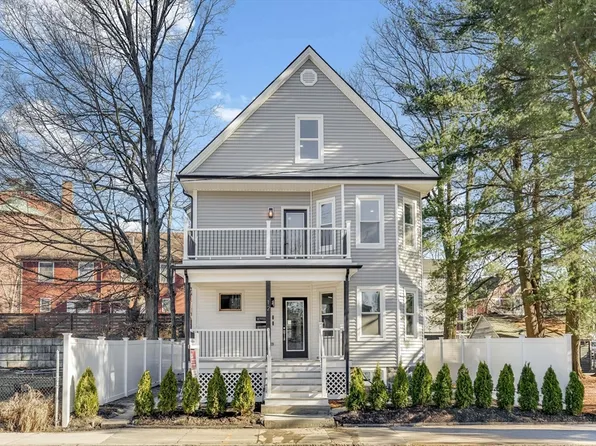 12 Capen St, Dorchester, MA 02124