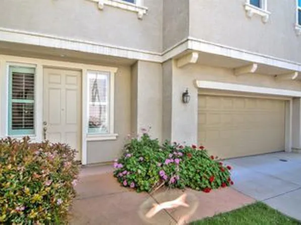 1796 Mammoth Way, Sacramento, CA 95834