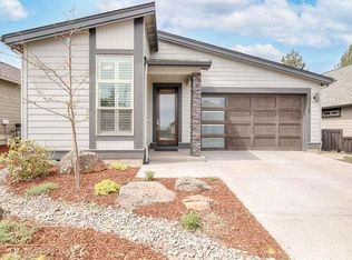 3151 NW Hidden Ridge Dr, Bend, OR 97703