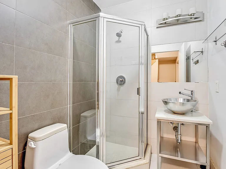 57 Maspeth Ave #1A — Photo 22