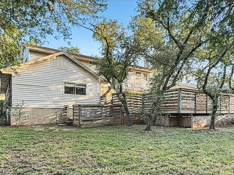 2803 Woodline St — Photo 18