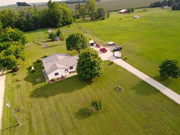 4th image of 3715 N Old Us Highway 421