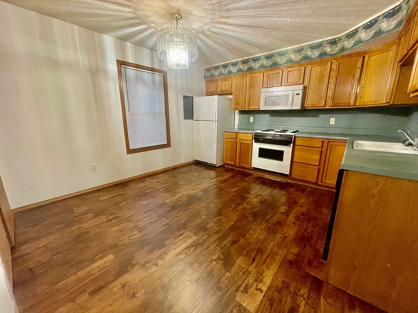 Mt. Vernon St., 2719 W. — Photo 4
