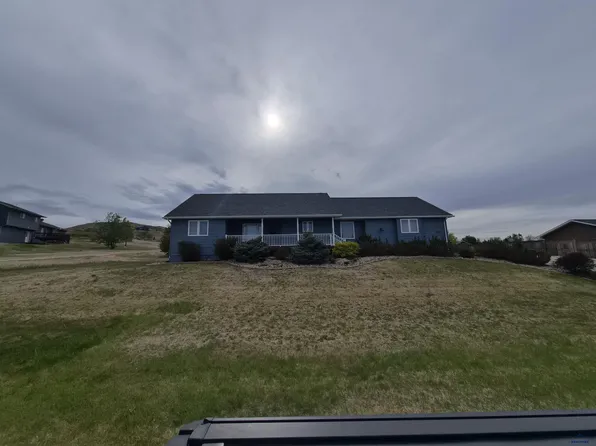 2702 Wildhorse Dr, Rapid City, SD 57703