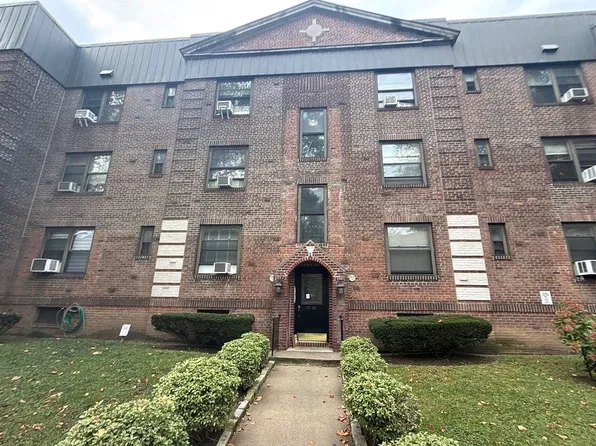 22-20 76th St #A3, East Elmhurst, NY 11370
