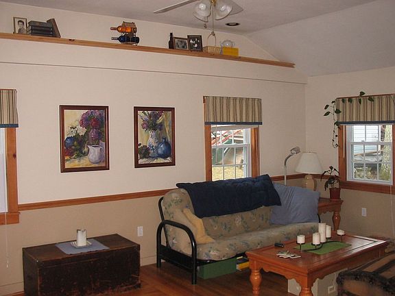 Bright, airy living room with vaulted ceilings