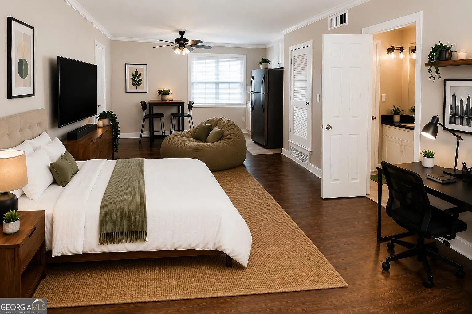 Studio, 1.0 bath, 500 sqft, $1,200 — Photo 3