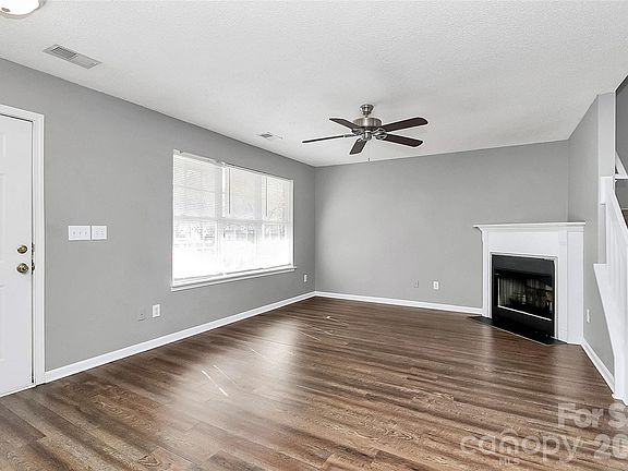 4th image of 10739 Holly Ridge Blvd
