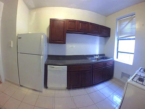 2nd image of 618 Academy St APT 3F