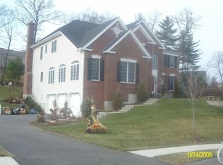 32 Bridle Ridge Dr, North Grafton, MA 01536