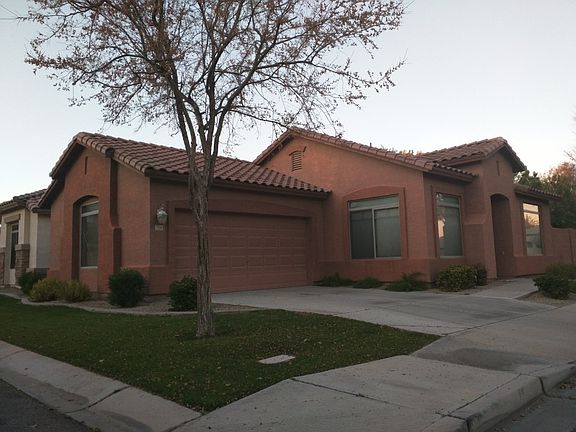 3rd image of 1938 E Hawken Pl
