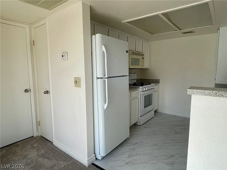 8070 W Russell Rd #2109 — Photo 12
