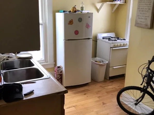 601 Jefferson Ave #D, La Porte, IN 46350