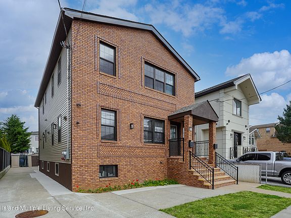 3rd image of 169 Hickory Ave