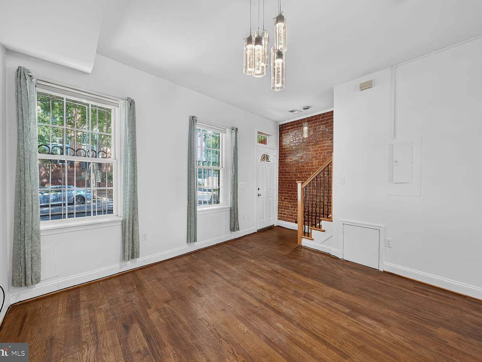 2 bed, 1485 sqft, $3,500 — Photo 3