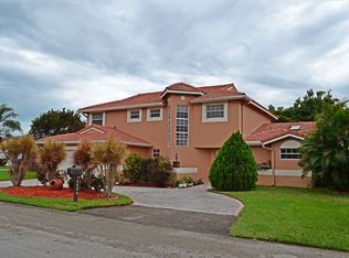 15054 SW 43rd Ln, Miami, FL 33185