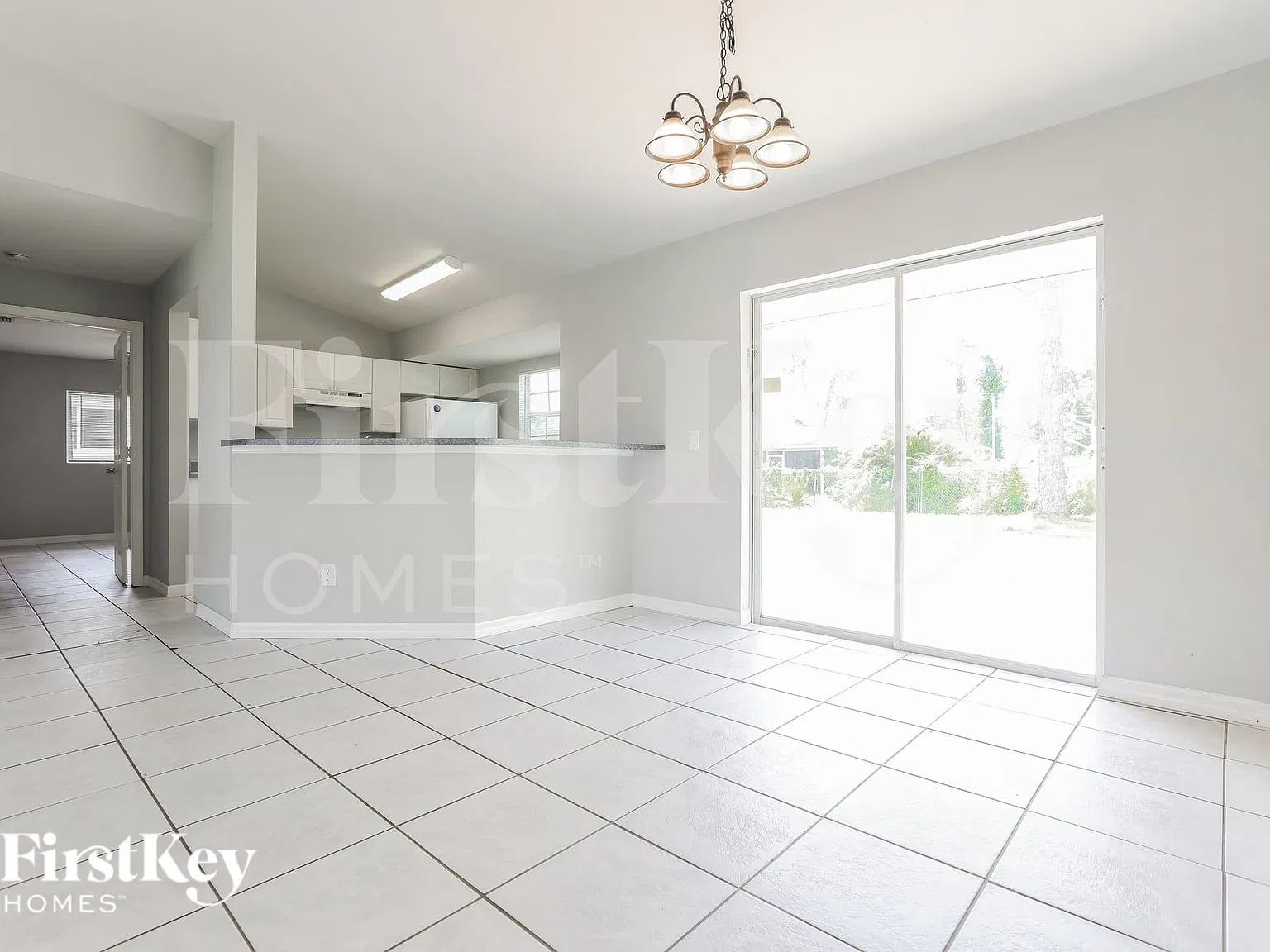 3 bed, 2.0 bath, 1212 sqft, $1,780 — Photo 4