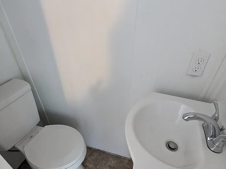 187 Thunderbird Dr — Photo 10