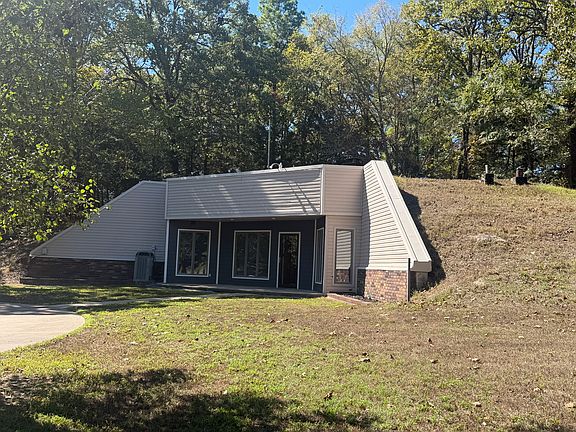 2nd image of 6042 NE 118th Rd