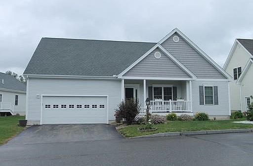 1st image of 1 Wesley Dr #1