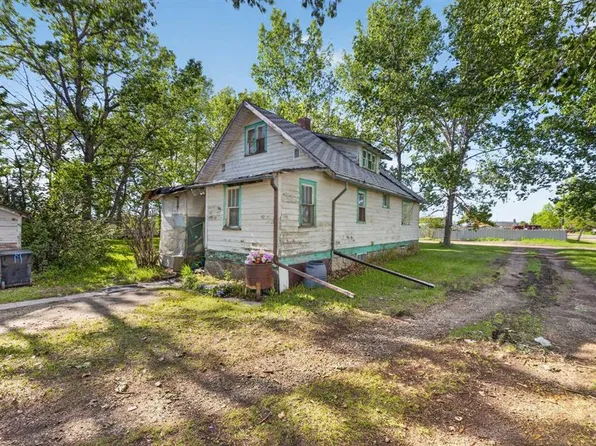 1701 N 18th Ave, Didsbury, AB T0M 0W0