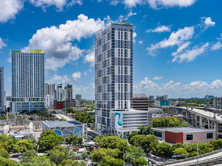 Rising above the Miami skyline, Modera Riverside offers a striking presence in the heart of downtown.