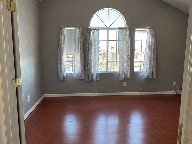 22170 Naples Dr — Photo 5