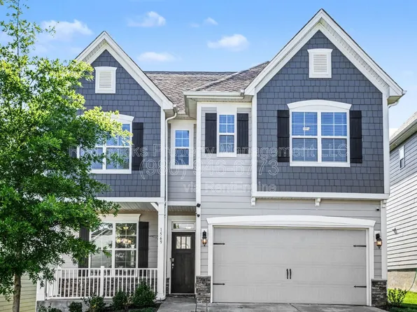 1569 Cambria Ct, Lake Wylie, SC 29710