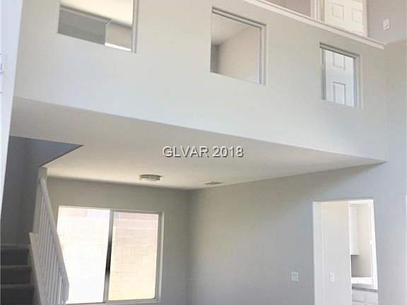 4th image of 638 Palmwood Ln