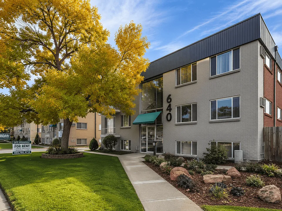 Exterior View at Off Broadway Flats