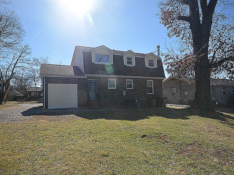4544 Xavier Dr — Photo 9