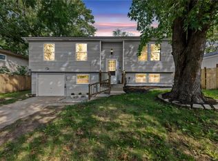 108 W McDonald St, Edgerton, KS 66021