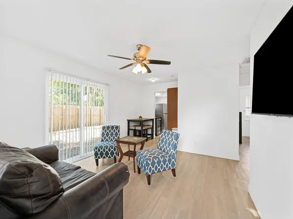 321 SW 14th St #3, Fort Lauderdale, FL 33315