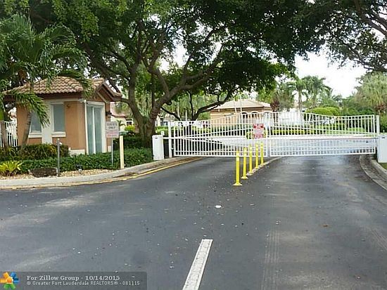 3rd image of 4331 NW 1st Pl