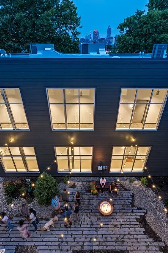 Mueller Lofts — Photo 3