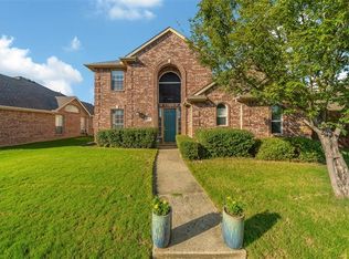 1520 Brewster Dr, Carrollton, TX 75010