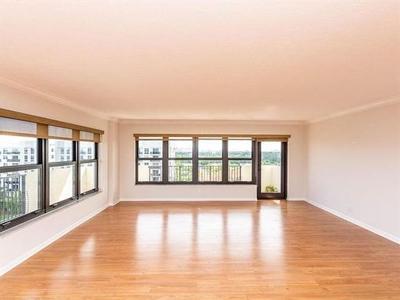 3rd image of 3200 Port Royale Dr N #901A
