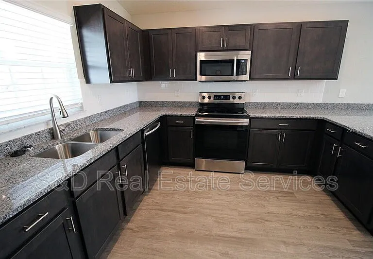 4125 Red Fern Ln — Photo 14